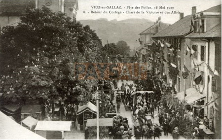 Défilé lors de la fête des poilus de Viuz-en-Sallaz (16 mai 1920)